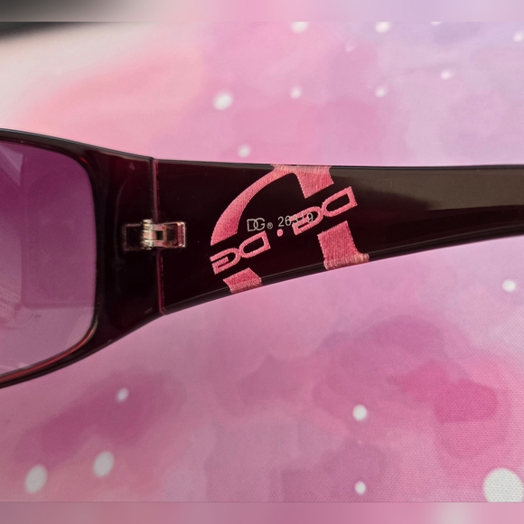 Dolce & Gabbana Sunglasses - Picture 3 of 15